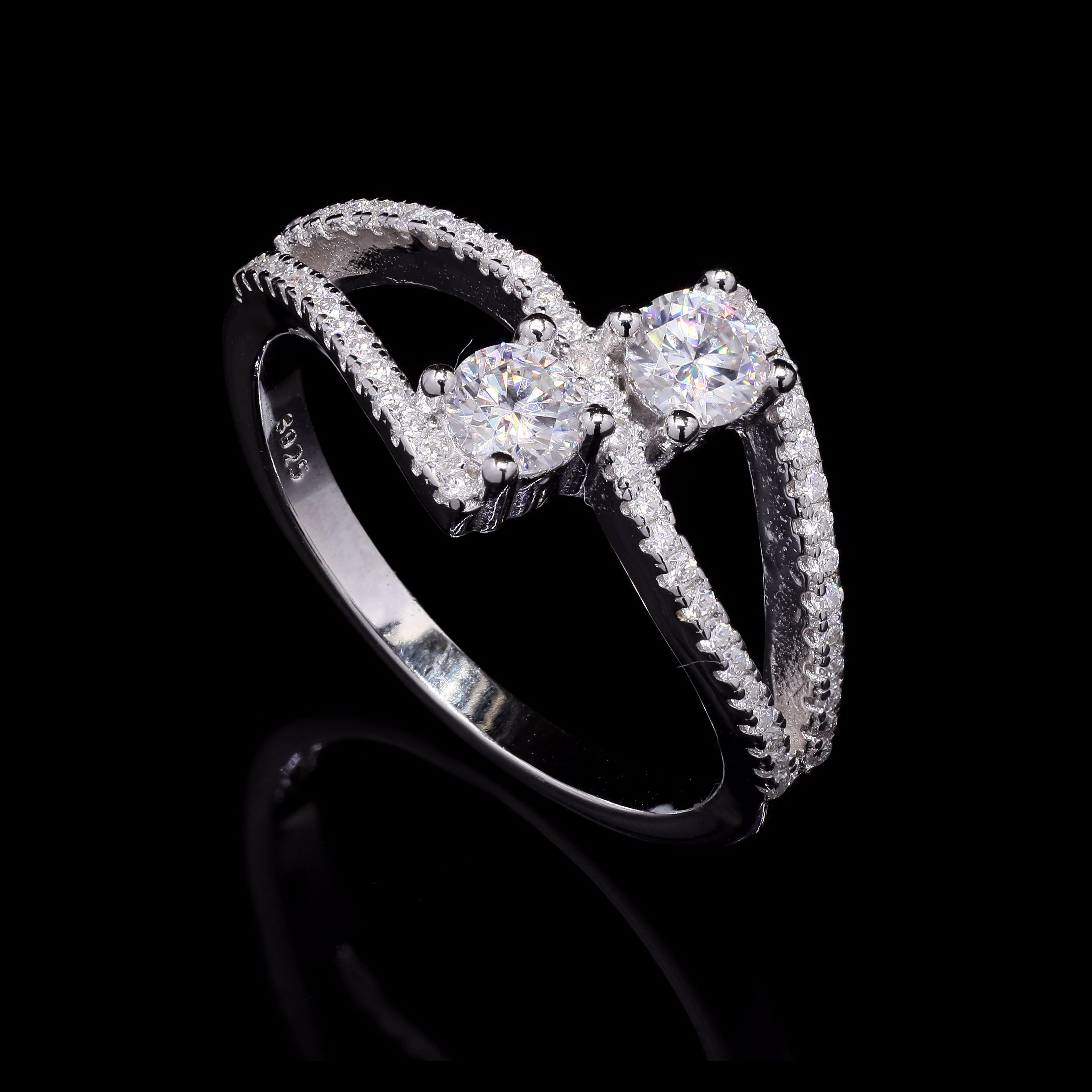 Twin Harmony 1.3ct Moissanite Toi et Moi Ring – Dual Round Cut Design