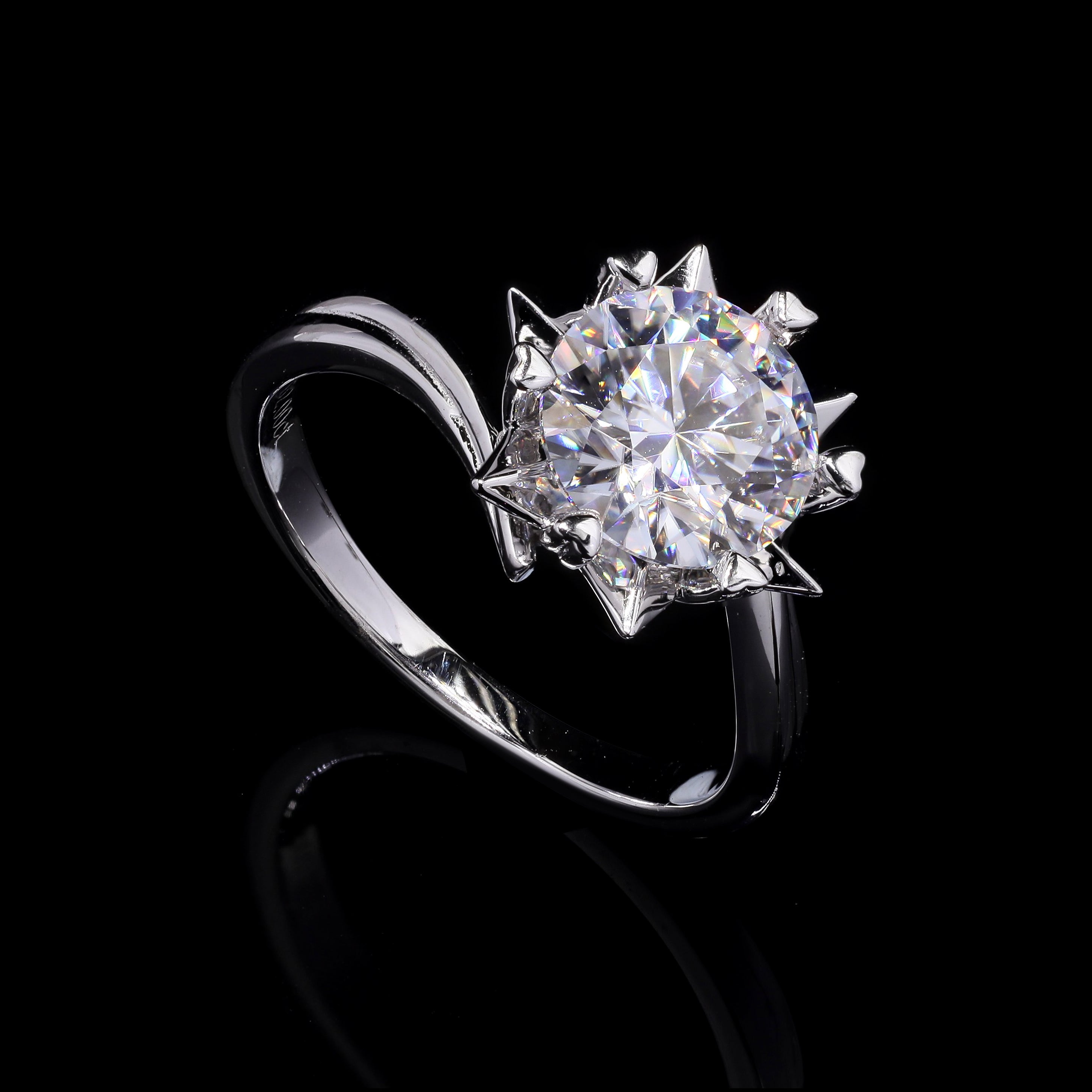 Starlight Radiance 1.5ct Moissanite Solitaire Ring – Sunburst Setting