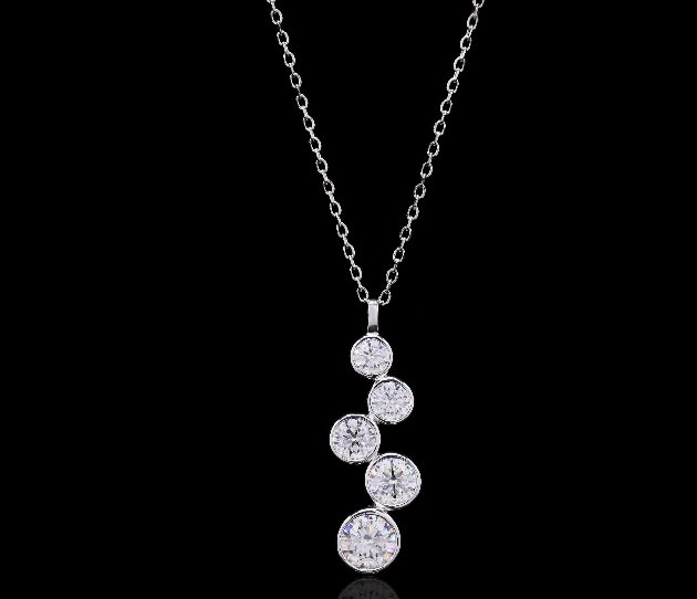 Cascade Brilliance 2.65ct Moissanite Pendant Necklace – Graduated Round Cut Design